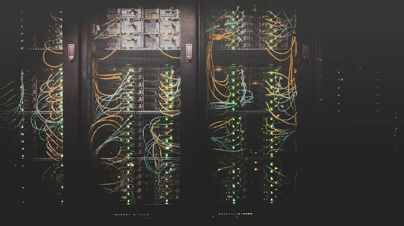Network infrastructure for IPv6 and IPv4 paths